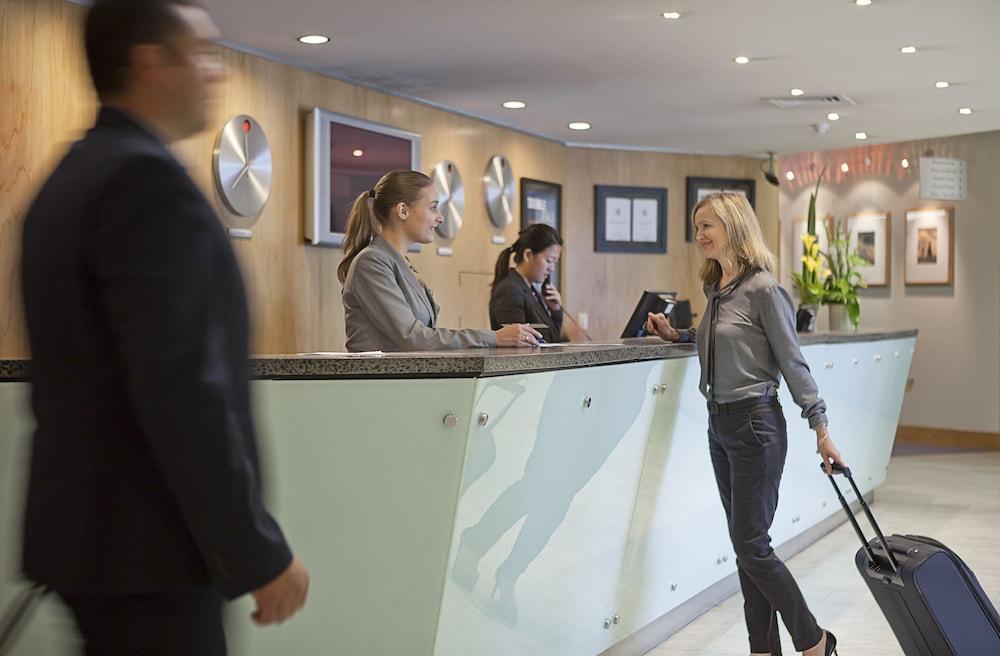 Novotel Auckland Ellerslie Exterior photo