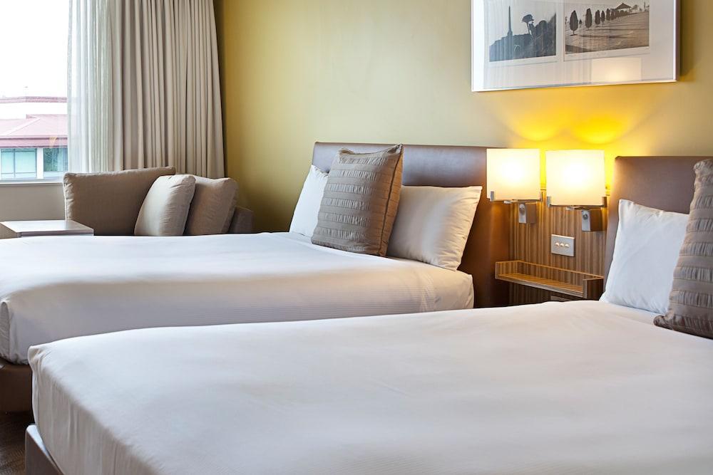 Novotel Auckland Ellerslie Exterior photo